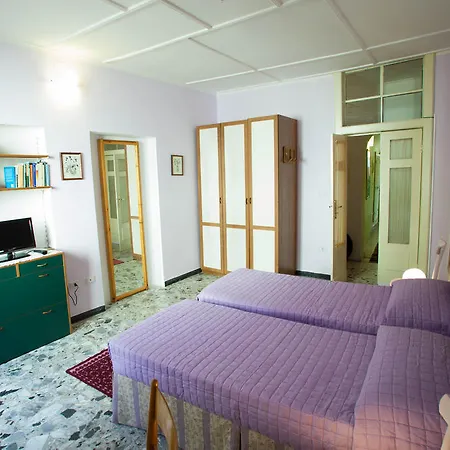 Gæstehus Sassari-in 3*